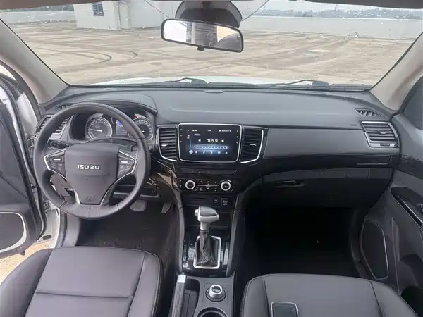 Isuzu D-MAX 2021
