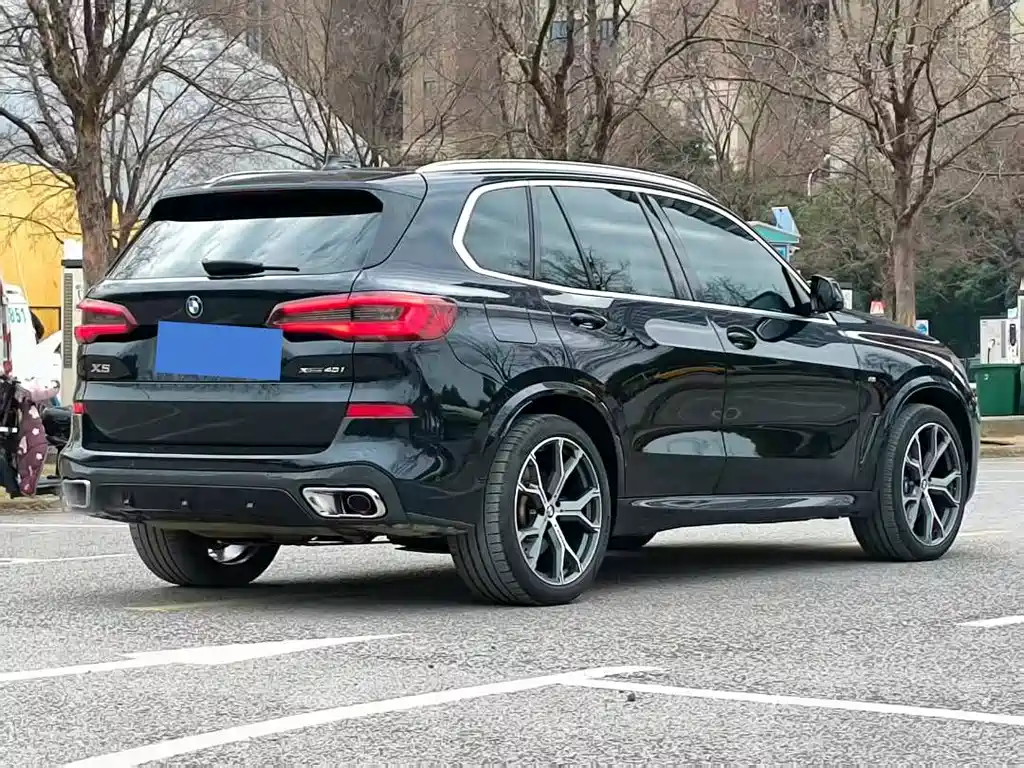 BMW X5 2021 — фото 8