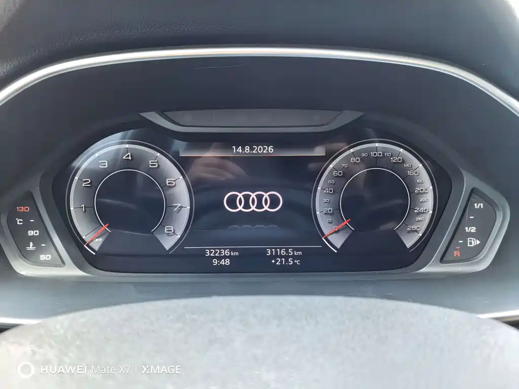 Audi Q3 2023 — фото 19