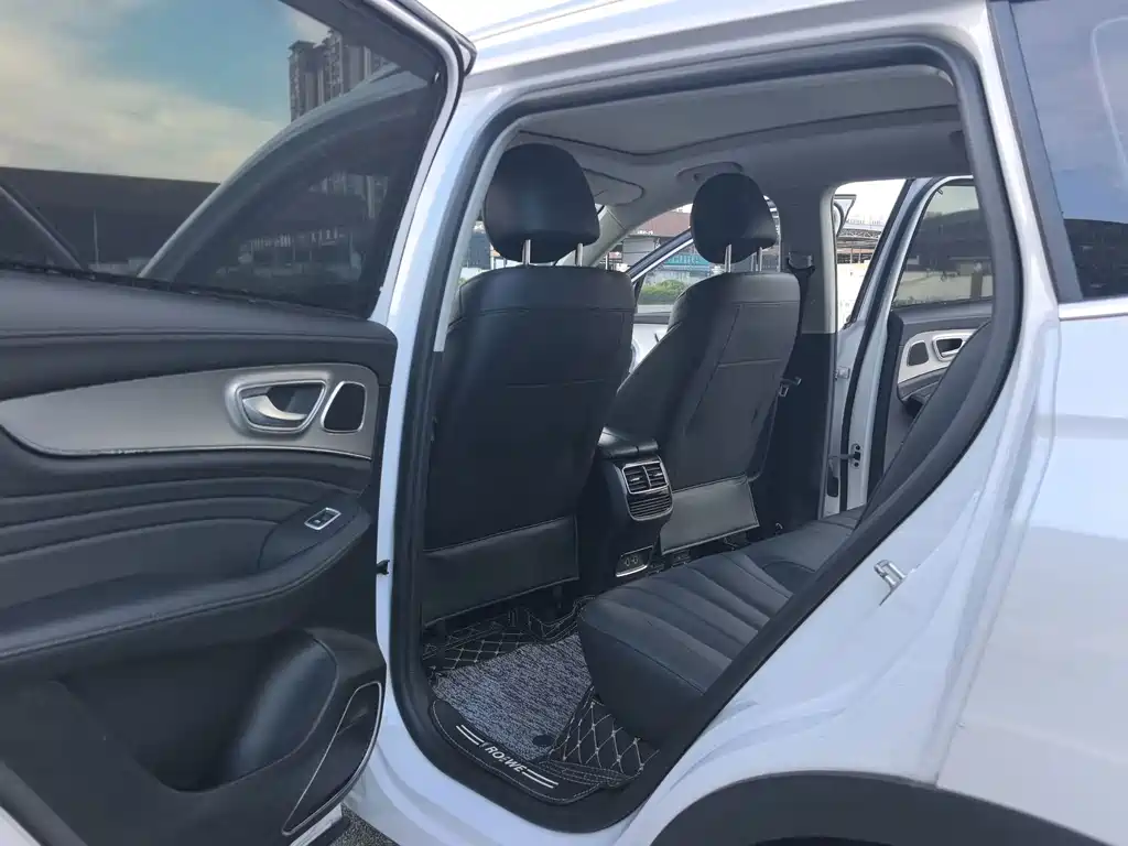 Roewe RX5 MAX 2020 — фото 11