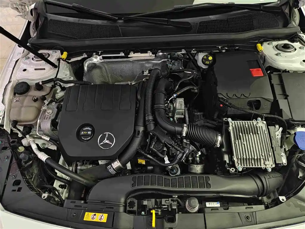 Mercedes-Benz A-Class 2023 — фото 16