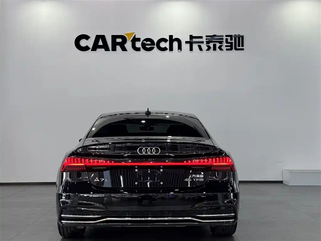 Audi A7L 2024 — фото 5