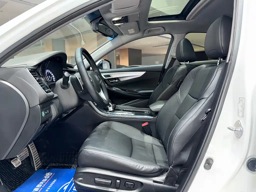 Honda Spirior 2016 — фото 15