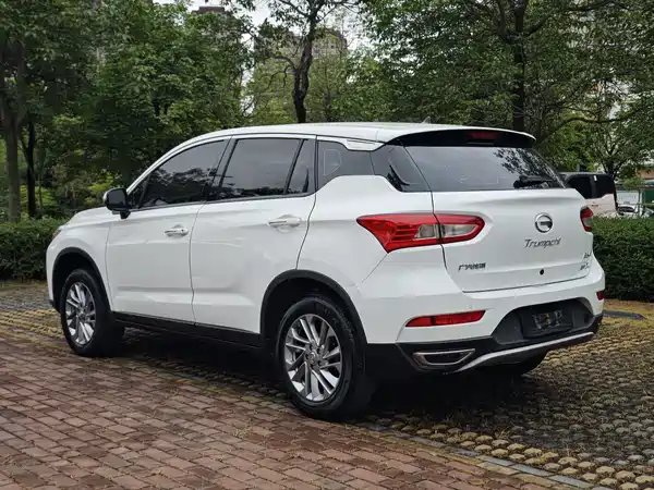 GAC Trumpchi GS4 2017