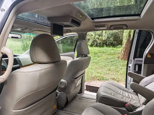 Toyota Previa 2012