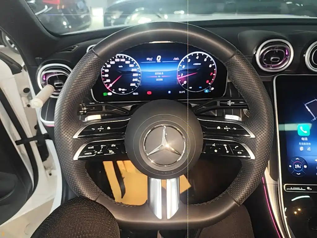 Mercedes-Benz C-Class 2024 — фото 11