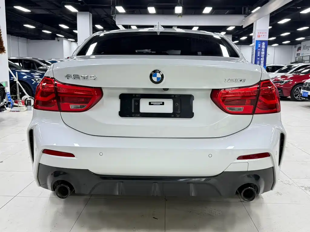 BMW 1 Series 2022