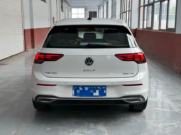 Volkswagen Golf 2023
