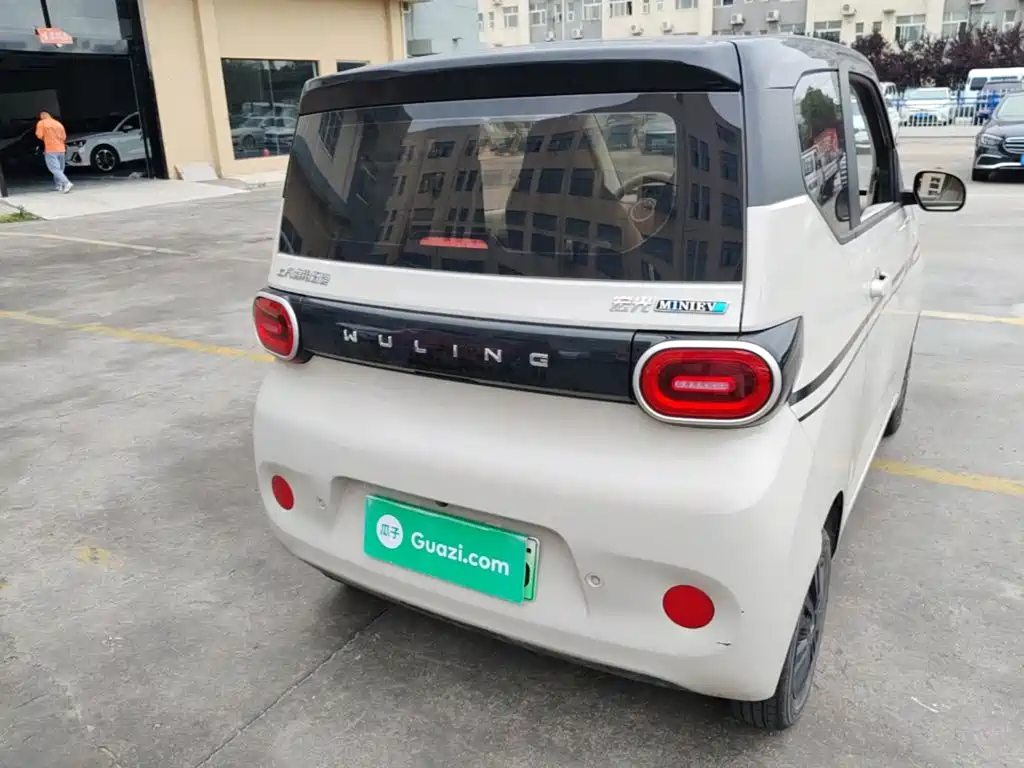 Wuling MINIEV 2024