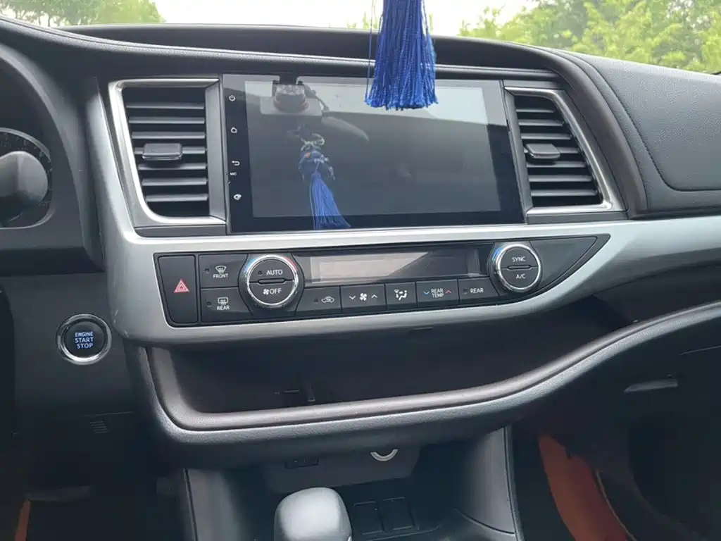 Toyota Highlander 2016