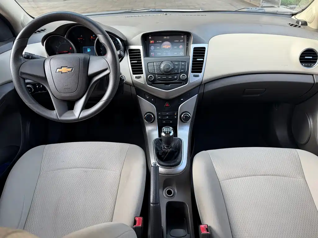 Chevrolet Cruze 2015 — фото 9