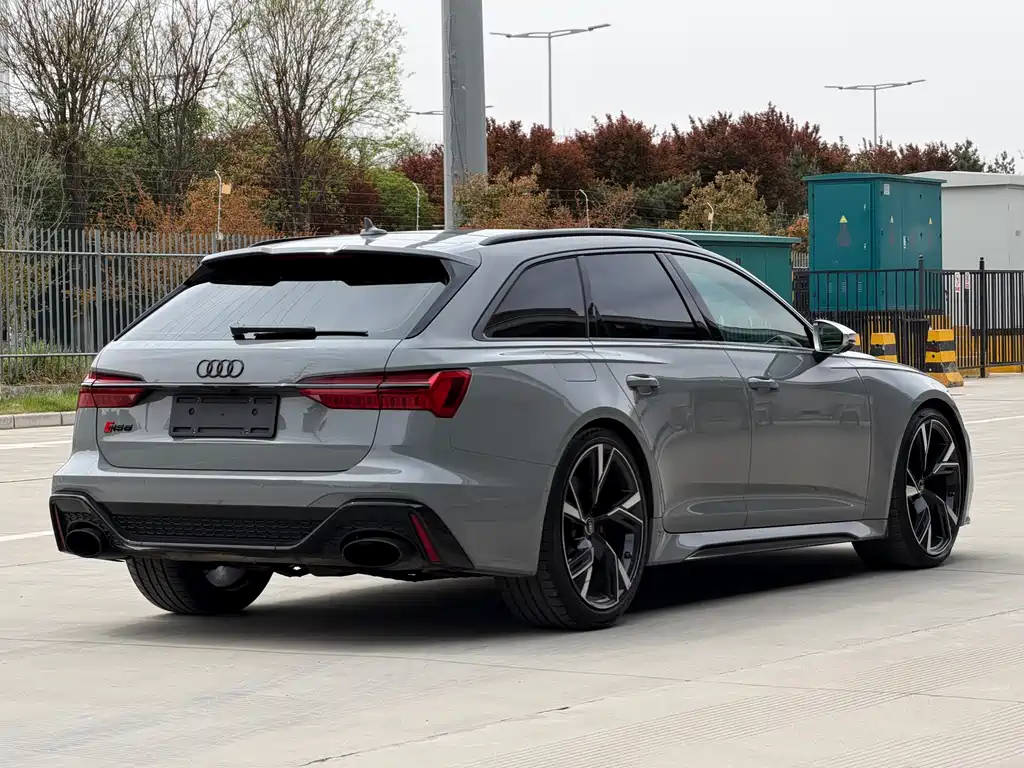 Audi RS 6 2022 — фото 5