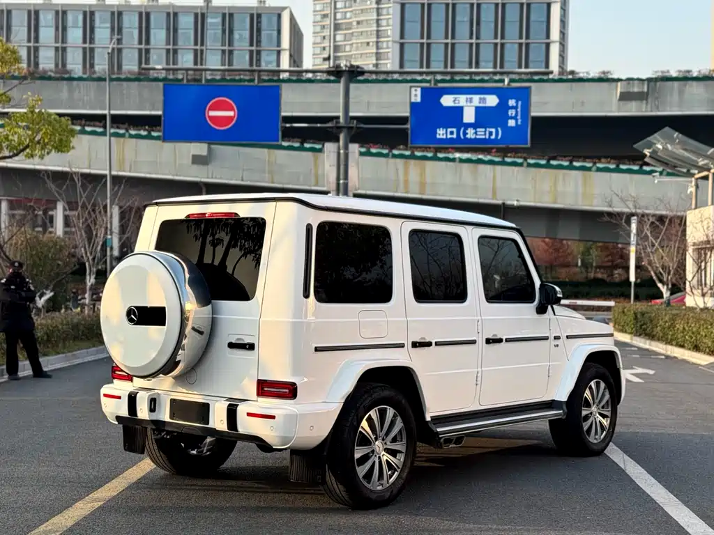 Mercedes-Benz G-Class 2023 — фото 7