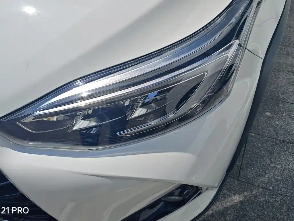 Toyota Yaris L 2021 — фото 8