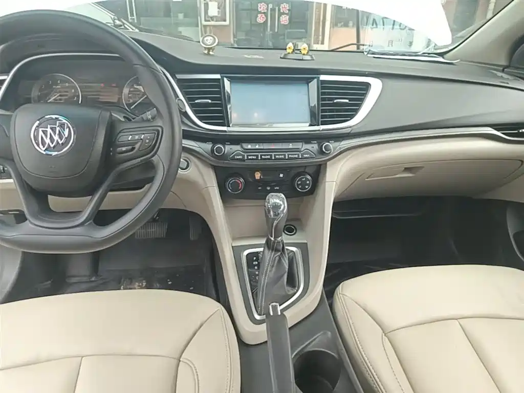 Buick Excelle 2015 — фото 13