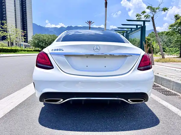 Mercedes-Benz C-Class 2019