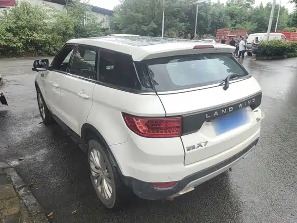 Landwind X7 2016