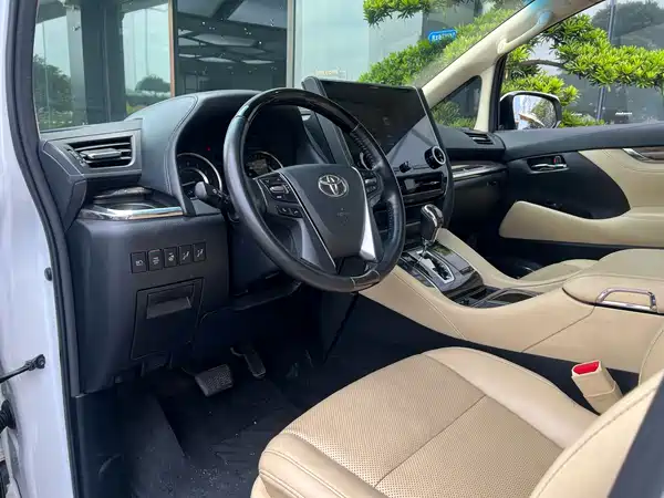 Toyota Alphard 2018
