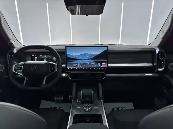 Jetour Traveller 2023