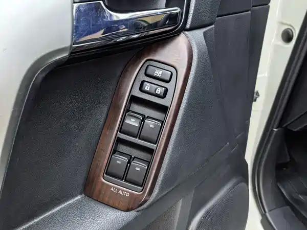 Toyota Prado 2017