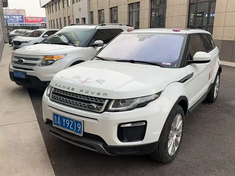 Land Rover Evoque 2018 — фото 1