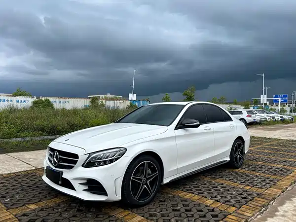Mercedes-Benz C-Class 2020