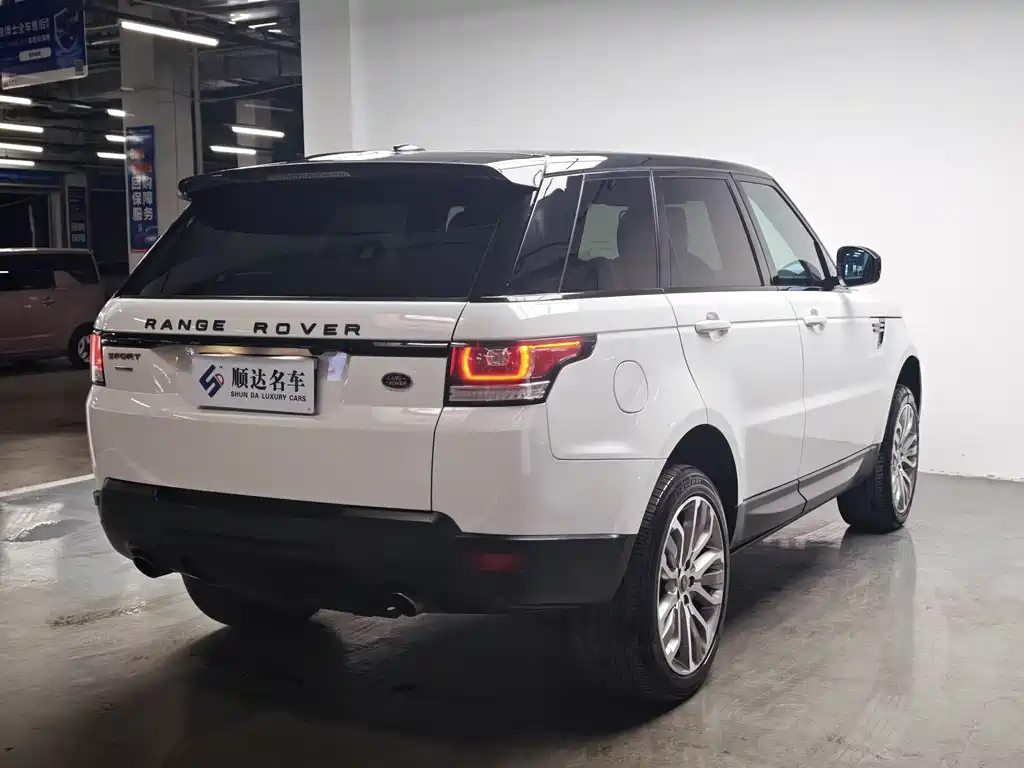 Land Rover Sport 2014 — фото 12