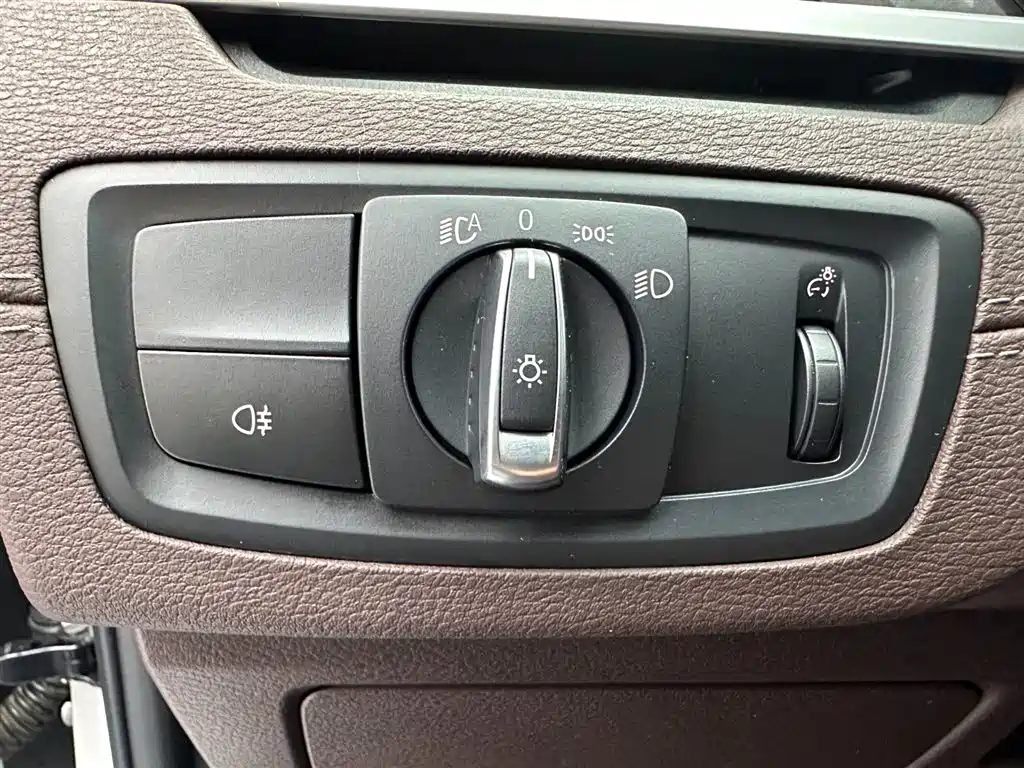 BMW X2 2020 — фото 21