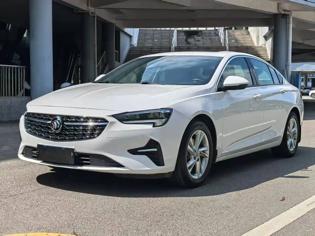 Buick Regal 2021 — фото 1