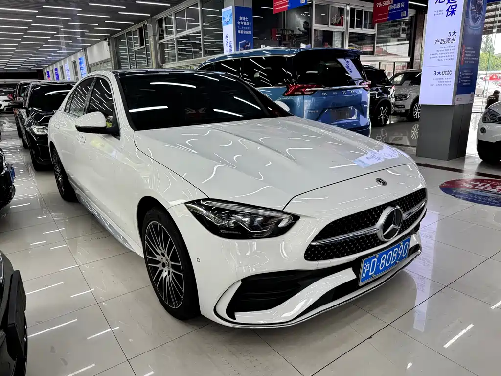 Mercedes-Benz C-Class 2025
