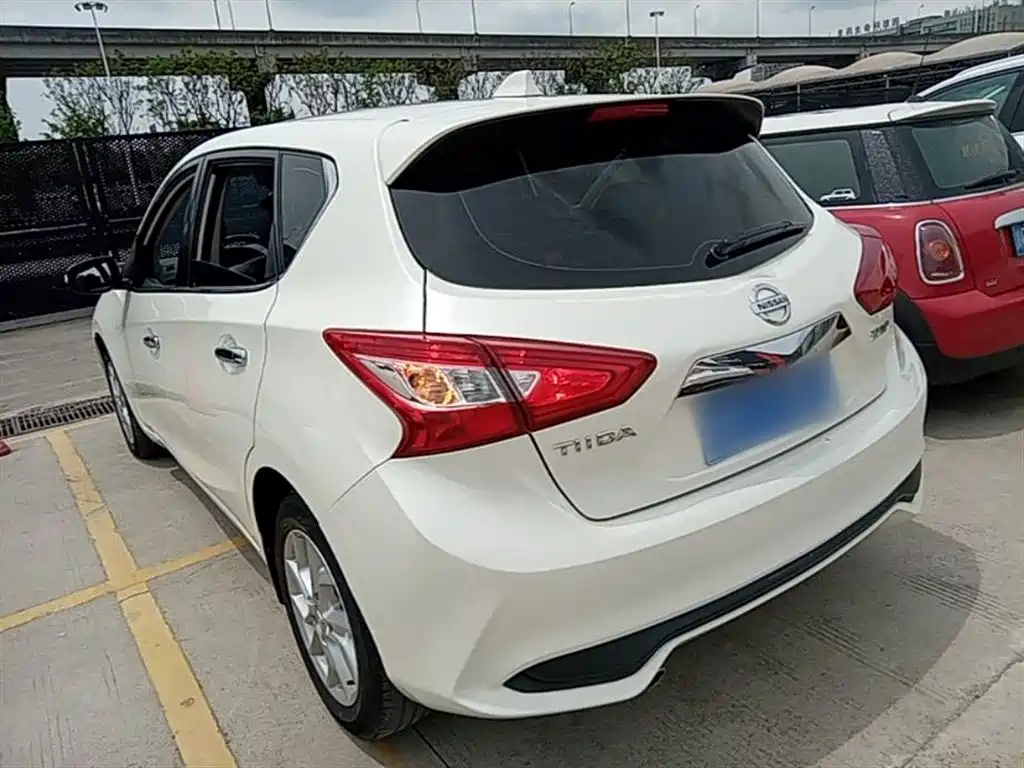 Nissan Tiida 2020 — фото 5