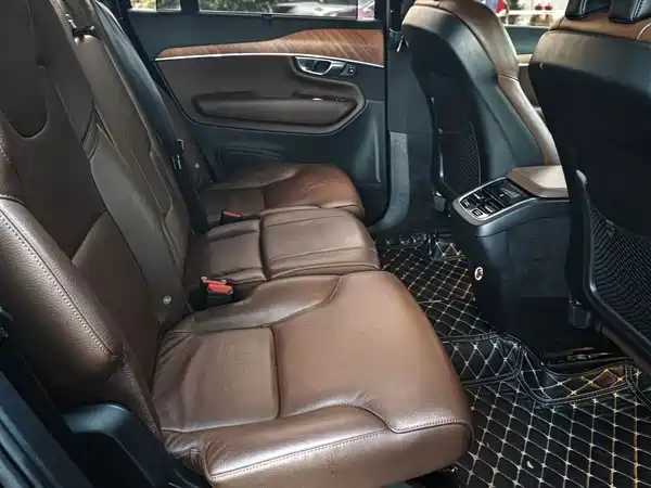 Volvo XC90 2018