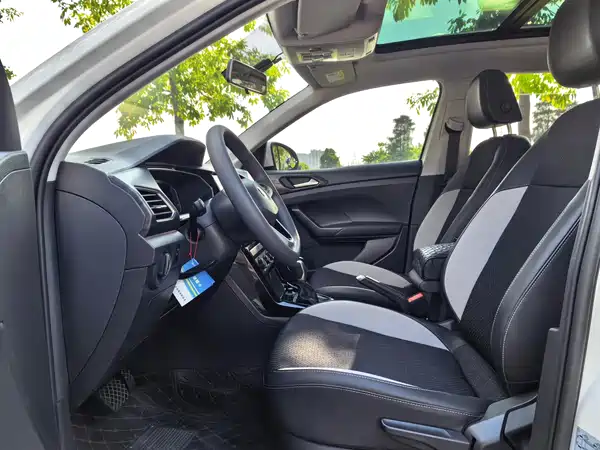Volkswagen Tacqua 2020