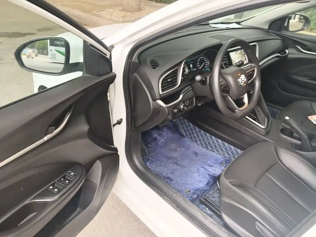 Buick Excelle GT 2021 — фото 16