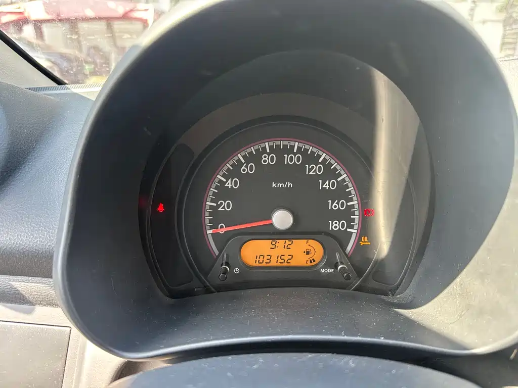 Suzuki Alto 2015 — фото 18