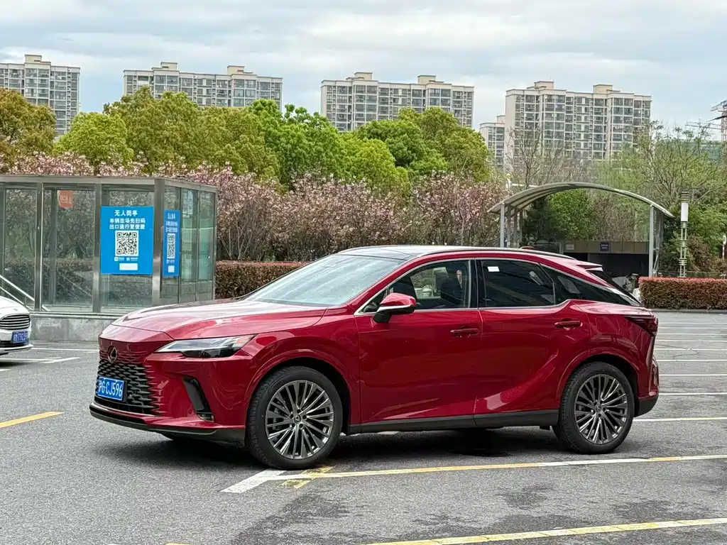 Lexus RX 2023