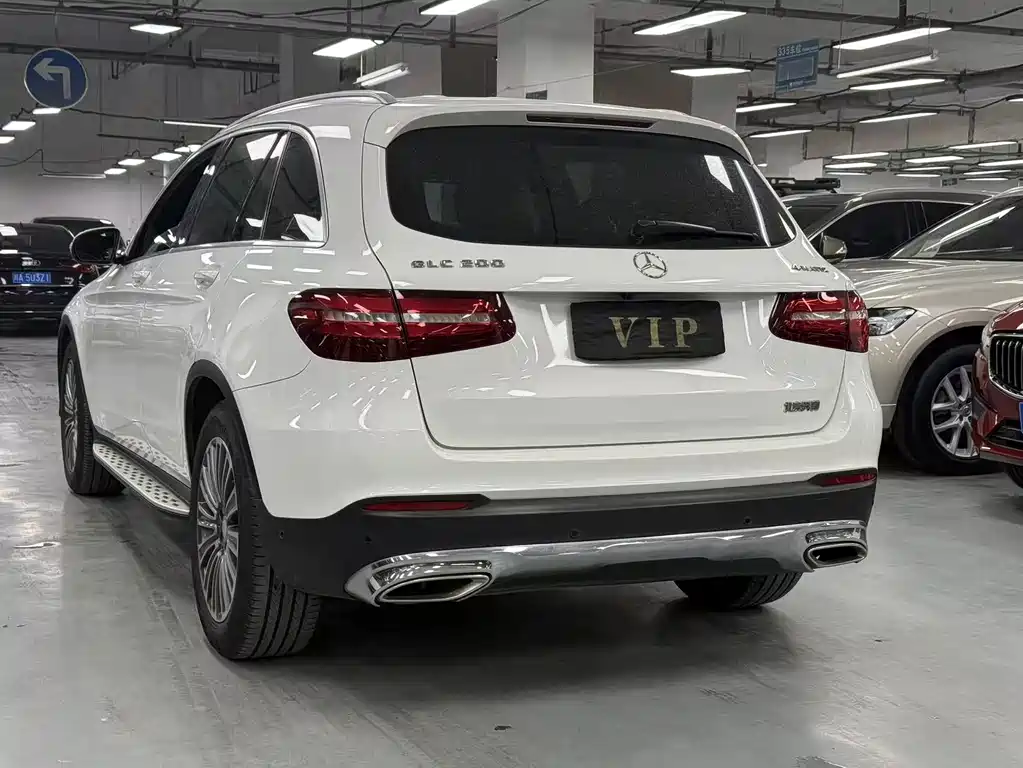 Mercedes-Benz GLC 2016 — фото 16