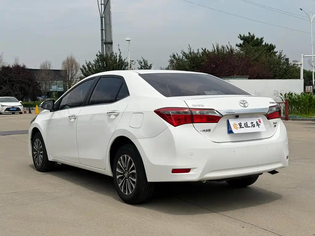 Toyota Corolla 2019 — фото 8
