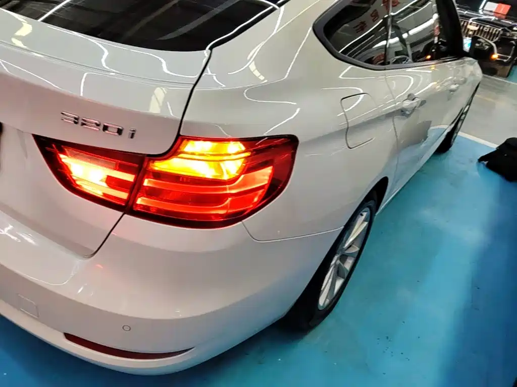 BMW 3 Series GT 2015 — фото 8