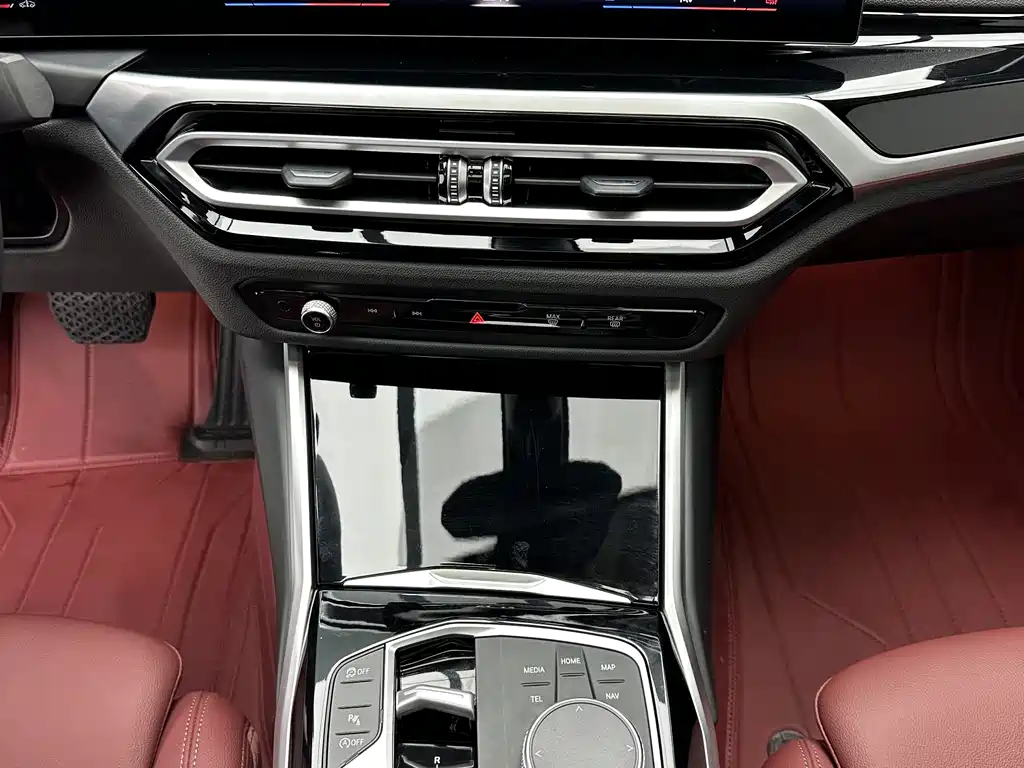 BMW 3 Series 2023 — фото 14