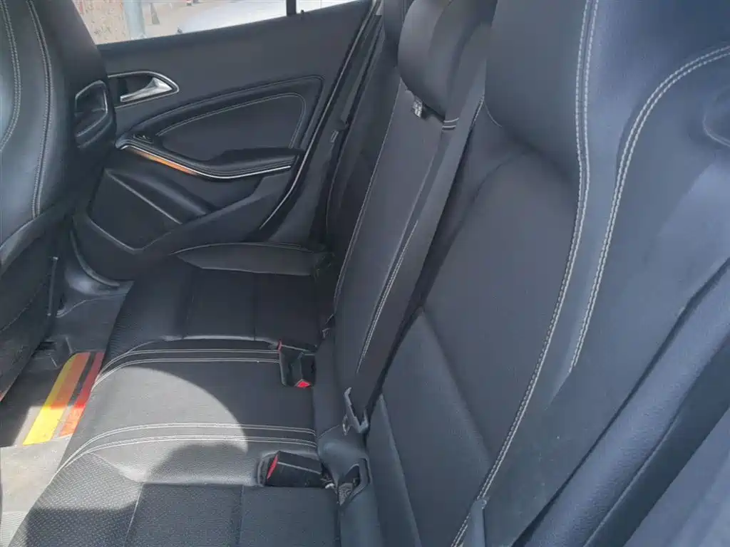 Mercedes-Benz GLA 2015 — фото 17