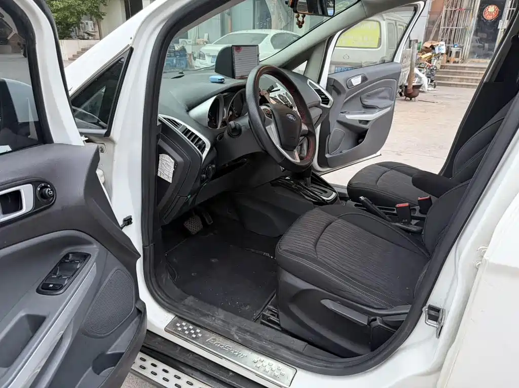 Ford EcoSport 2013 — фото 4