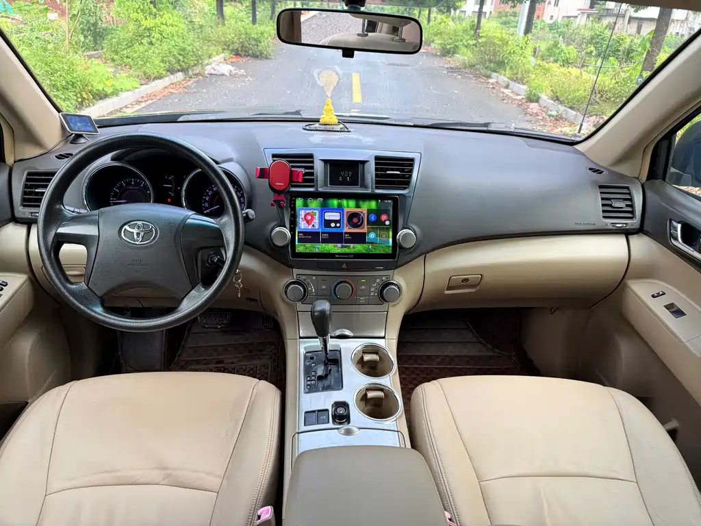 Toyota Highlander 2015 — фото 8