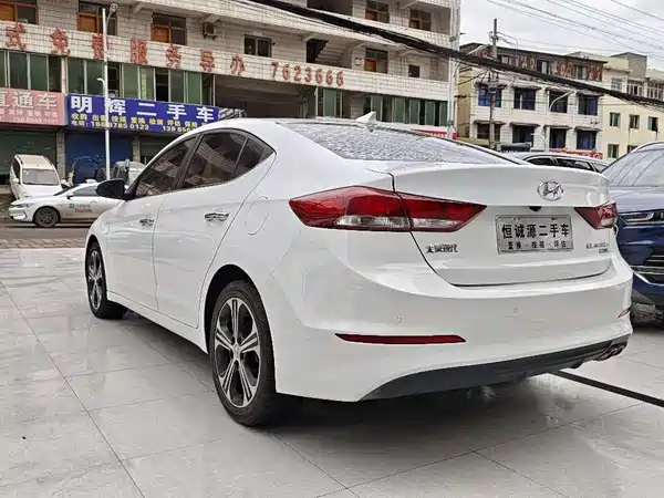 Hyundai Celesta 2018