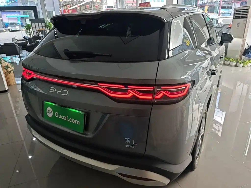 BYD Song L DM-i 2025 — фото 7
