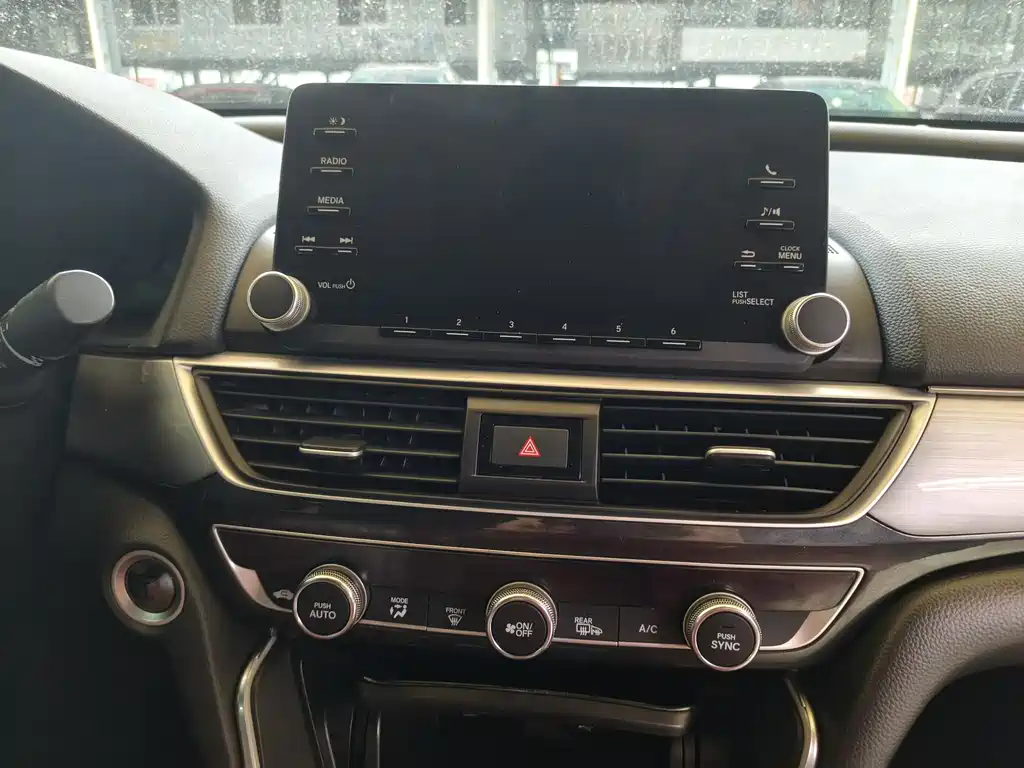 Honda Inspire 2020 — фото 8