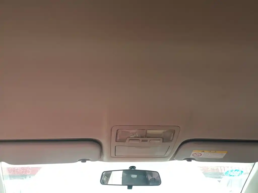 Toyota Corolla 2018 — фото 18