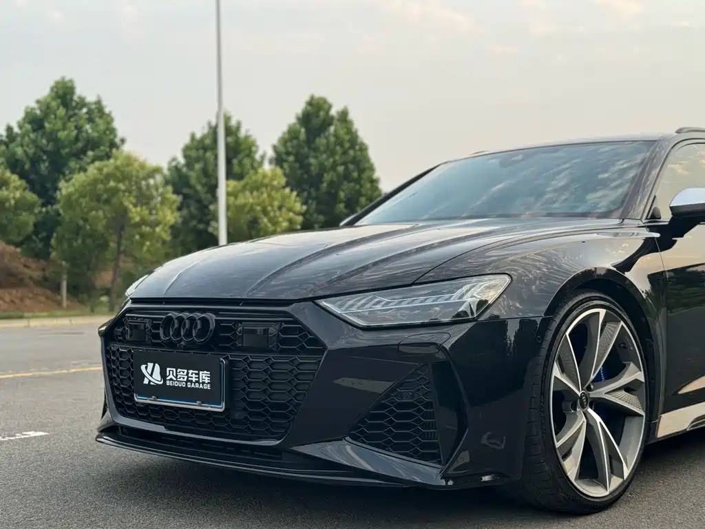 Audi RS 6 2023 — фото 13