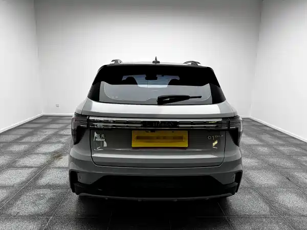 Lynk & Co 01 2023