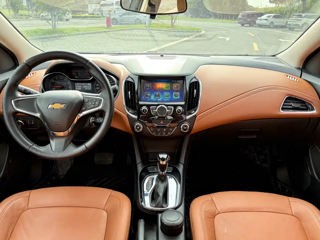 Chevrolet Cruze 2016 — фото 10